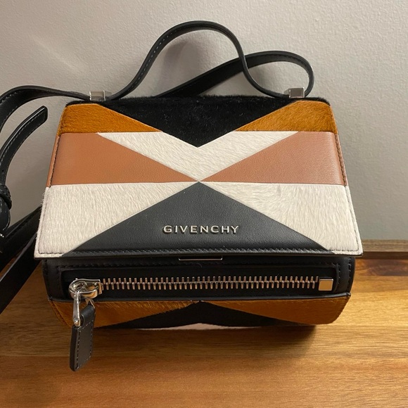 Authentic Givenchy Mini Pandora Crossbody - Picture 7 of 10